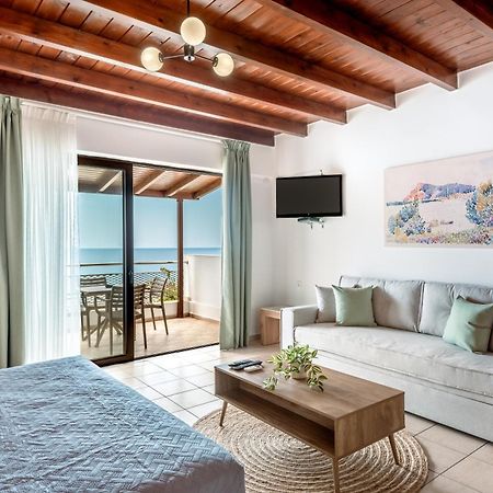 Superb Apartments Kriaras Sea View In Sfakia Khóra Sfakíon エクステリア 写真