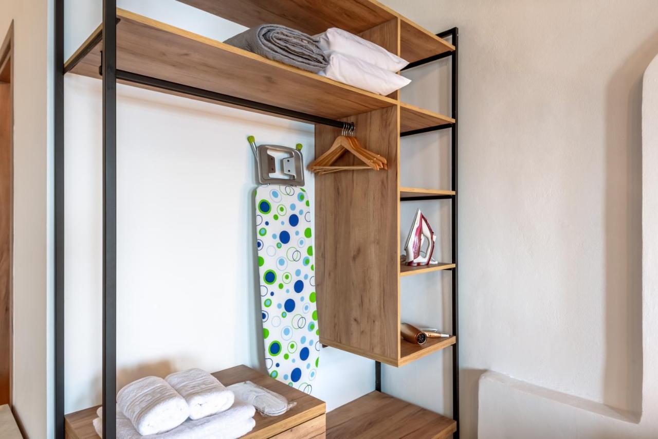 Superb Apartments Kriaras Sea View In Sfakia Khóra Sfakíon エクステリア 写真