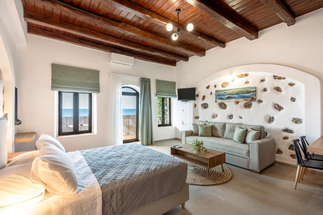 Superb Apartments Kriaras Sea View In Sfakia Khóra Sfakíon エクステリア 写真