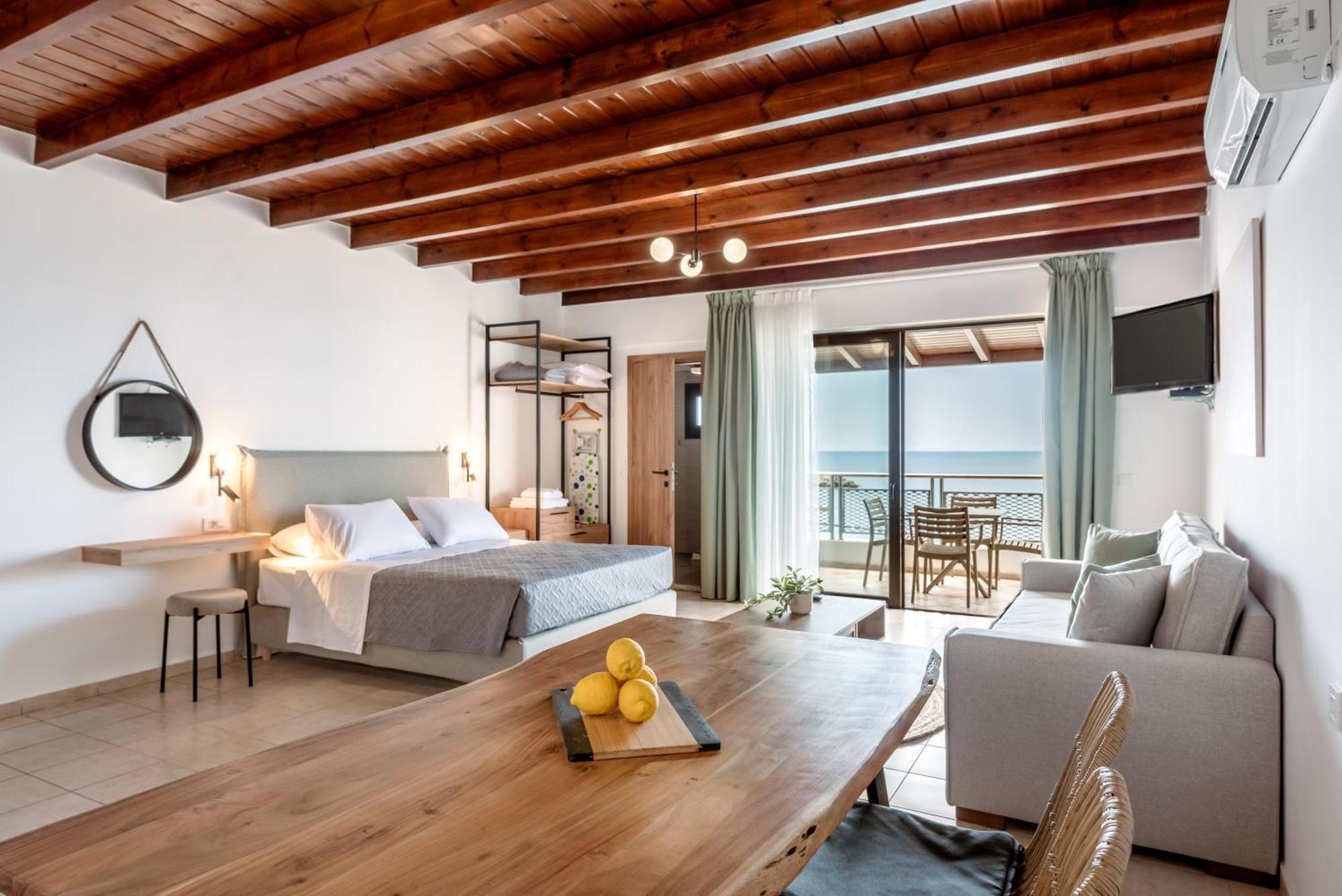 Superb Apartments Kriaras Sea View In Sfakia Khóra Sfakíon エクステリア 写真